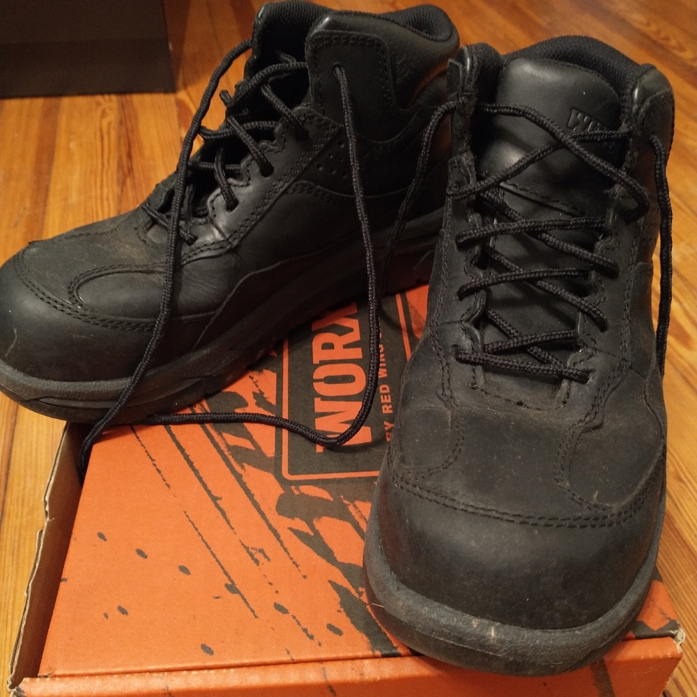 Redwing steel toe and waterproof boots women's 7